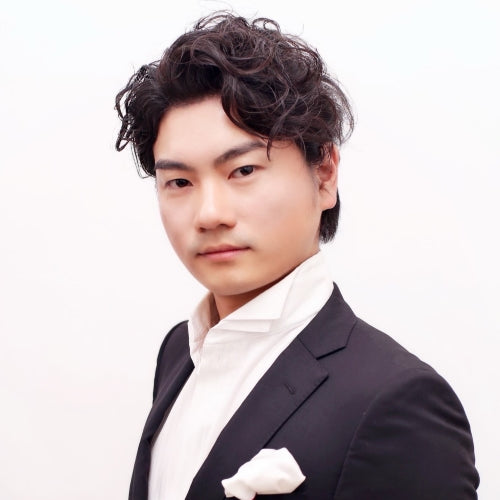 川崎慎一郎 Shinichiro KAWASAKI - Tenor