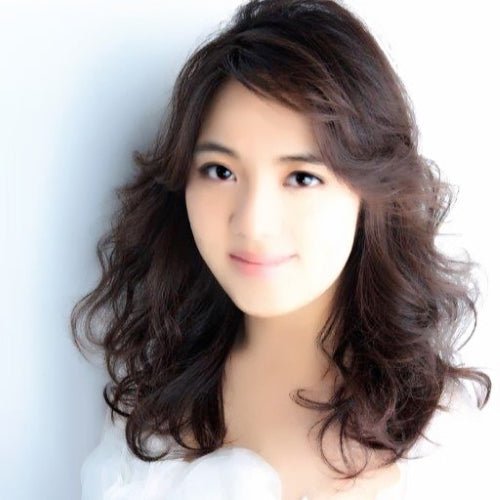 小藤恵理子　Eriko KOTOU - Soprano
